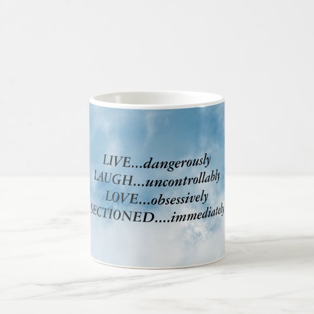 Taza De Café 'Vivir peligrosamente' Mug (Centro)