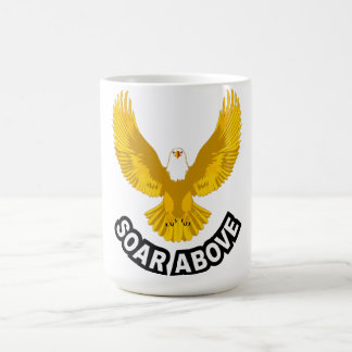 Taza De Café Volar sobre todo el arte majestuoso del águila