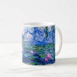 Taza De Café Water Lilies, 1919, de Claude Monet,<br><div class="desc">Water Lilies,  famoso cuadro de Claude Monet de 1919,  con colores sólidos coordinados de color rosado-violeta y azul Monet,  listos para mezclarse y coincidir.</div>