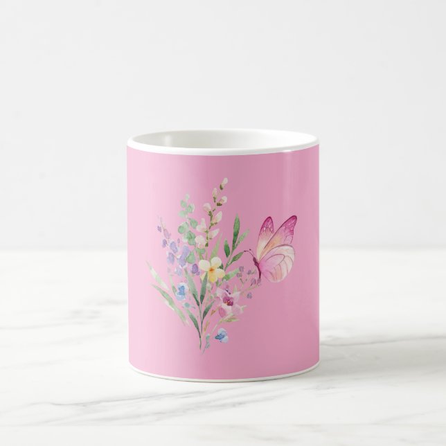 Taza De Café Watercolor Wildflower Bouquet with Pink Butterfly (Centro)