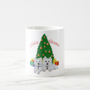 Taza De Café Westies junto al árbol de Navidad