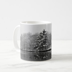 Taza De Café Winter Wonderland Snow Lake Scene Black and White
