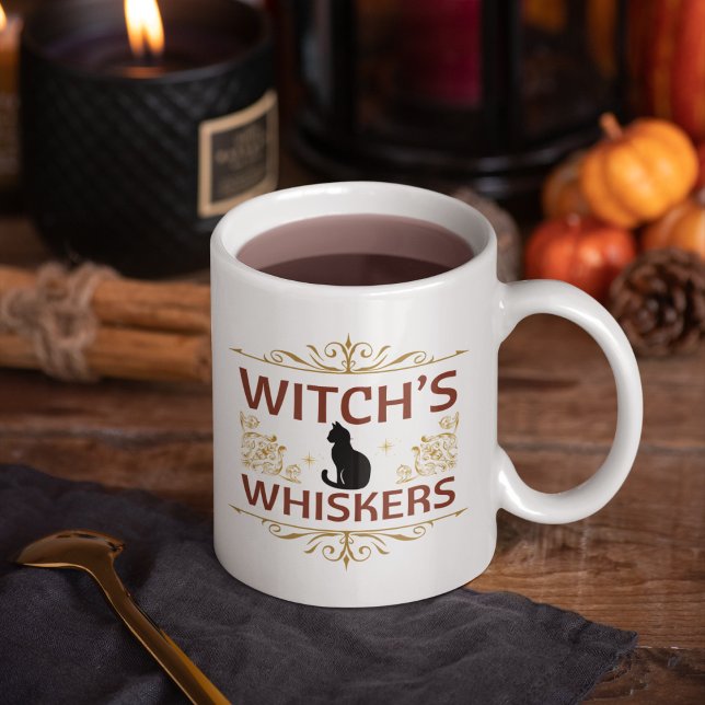 Taza De Café Witch's Whiskers (Start your day with a touch of Halloween flair featuring a black cat and golden accents.
)