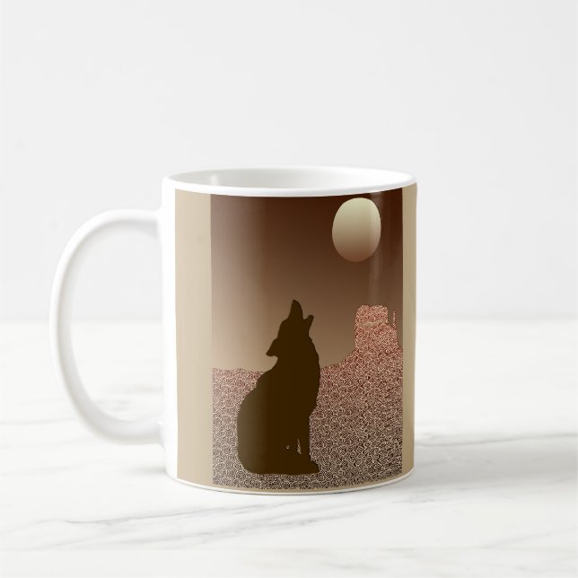 Taza De Café Wolf Howling en la Luna en Brown y Tan (Izquierda)