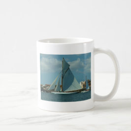 Taza De Café Yate de Carreras clásico