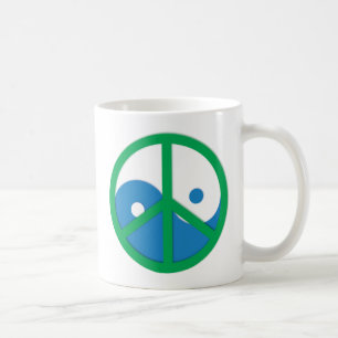 Taza De Café Yin-Yang con la señal de la paz