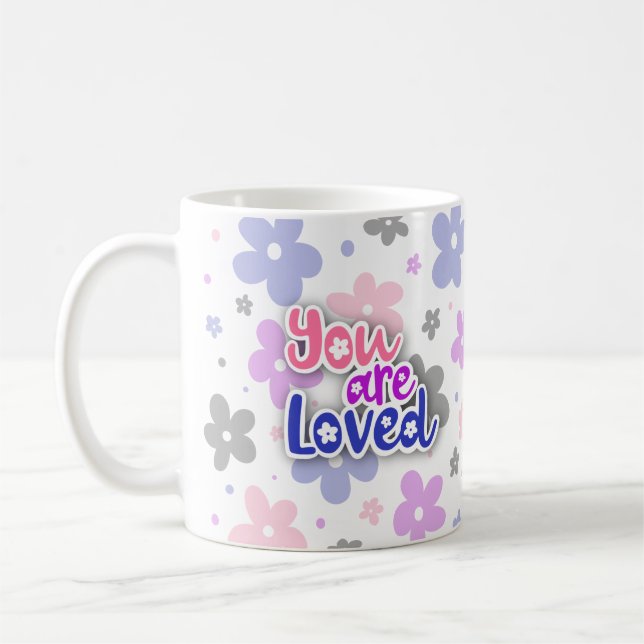 Taza De Café You Are Loved Flowers Genderfluid Pride Lettering (Izquierda)