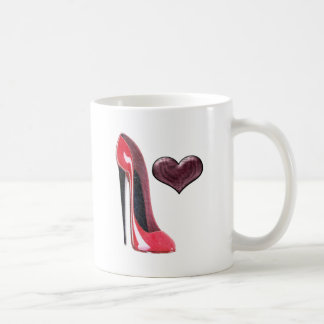 Taza De Café Zapato y corazón rojos del estilete