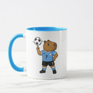 Taza de capibara futbolero adorable