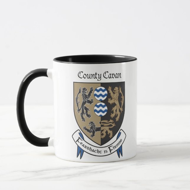 Taza de Cavan del condado (Izquierda)