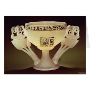 Taza de consumición bajo la forma de mitad-abiert