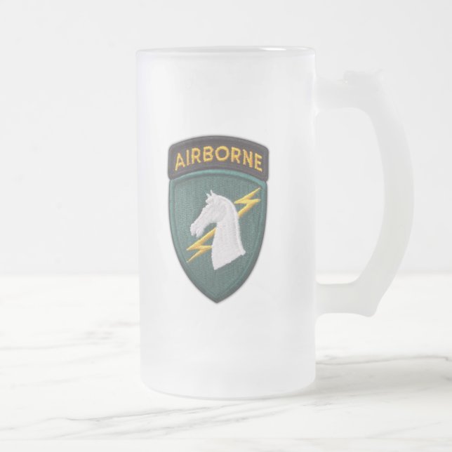 Taza De Cristal Esmerilado 1r Veterinarios especiales de los veteranos del (Derecha)