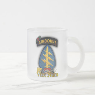 Taza De Cristal Esmerilado 7.ª boina verde sfg vietnam vets frosty Mug
