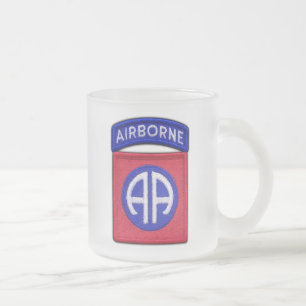 Taza De Cristal Esmerilado 82.o Veterinarios de los veteranos de la división