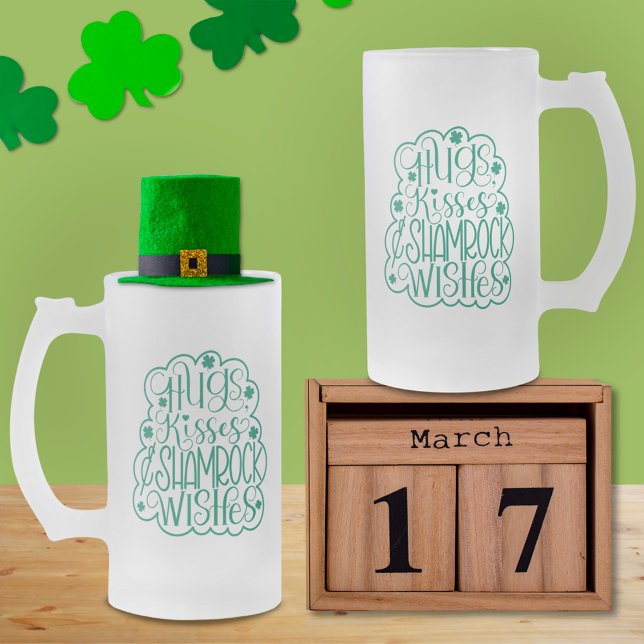 Taza De Cristal Esmerilado Abrazos, besos y saludos de Shamrock San Patricio (Subido por el creador)