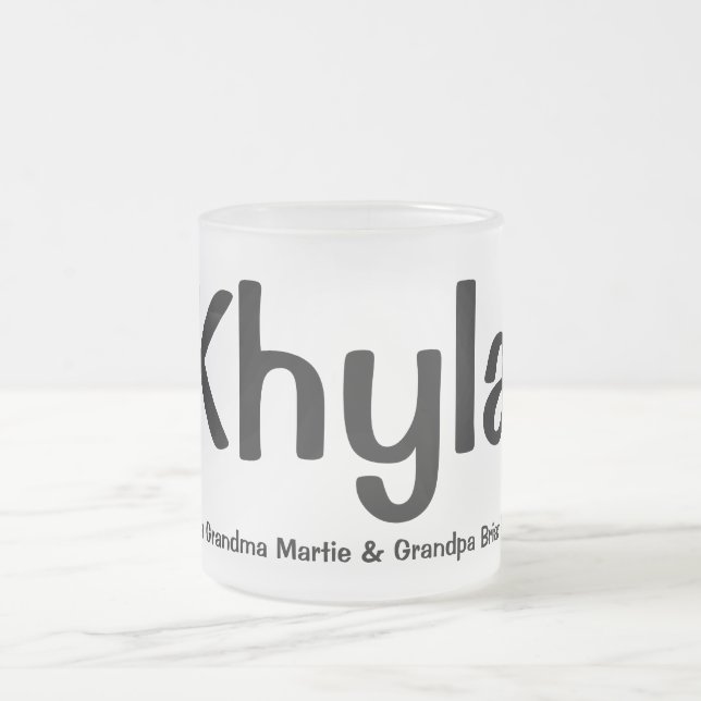 Taza De Cristal Esmerilado Amado por Abuelos Mug (Centro)