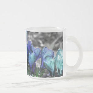 Taza De Cristal Esmerilado Aqua Blue Crocus Blooms