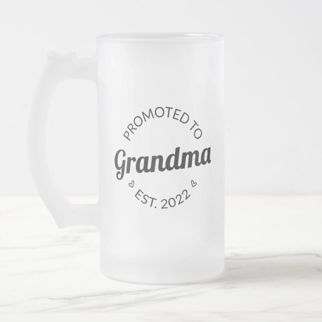 Taza De Cristal Esmerilado Ascendido A La Abuela Este. I 2022 (Izquierda)