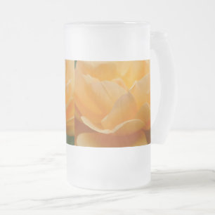 Taza De Cristal Esmerilado Belleza De Una Cerveza De Vidrio Escarcha Rosa
