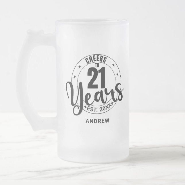 TAZA DE CRISTAL ESMERILADO CHEERS TO 21 YEARS (Izquierda)