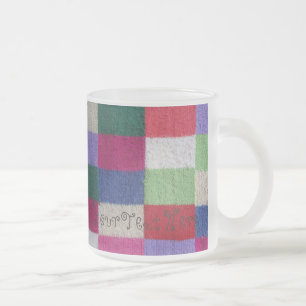Taza De Cristal Esmerilado colorido en el diseño de cuadros de punto de época