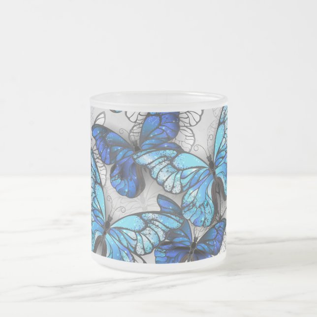 Taza De Cristal Esmerilado Composición de las mariposas blancas y azules (Centro)