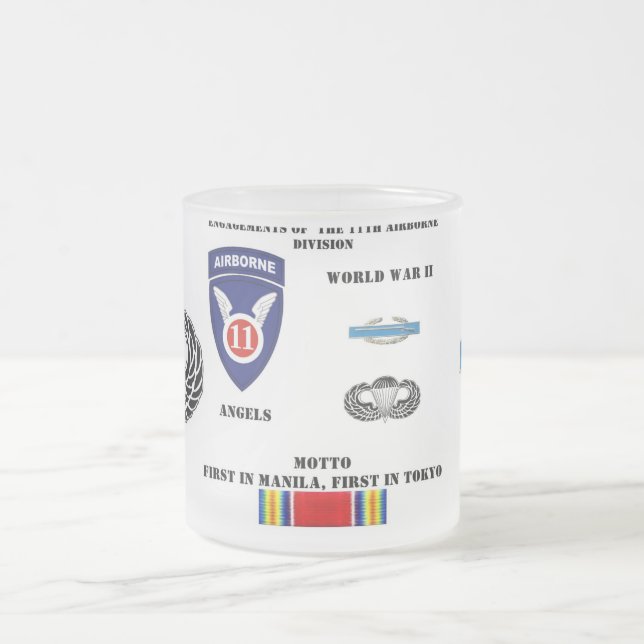Taza De Cristal Esmerilado Compromisos de la 11ma división aerotransportada (Centro)