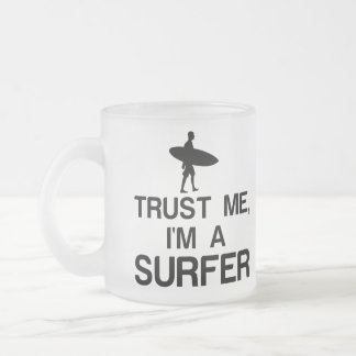 TAZA DE CRISTAL ESMERILADO CONFIANDO EN MÍ, SOY UN SOBREVIVIENTE