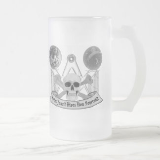Taza De Cristal Esmerilado Cráneo masónico y bandera pirata