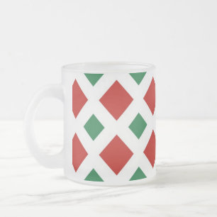 Taza De Cristal Esmerilado Diamantes rojos y verdes sobre blanco