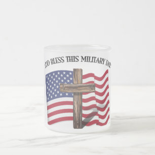 Taza De Cristal Esmerilado DIOS BENDIGA ESTA cruz escarpada MILITAR Y bandera