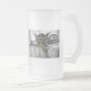 Taza De Cristal Esmerilado Doberman en auto