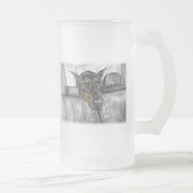 Taza De Cristal Esmerilado Doberman en auto (Derecha)