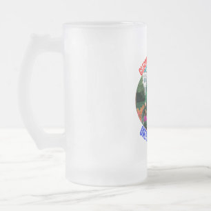 TAZA DE CRISTAL ESMERILADO DONALD TRUMP LIMPIANDO A ESTADOS UNIDOS UNA BOLSA 
