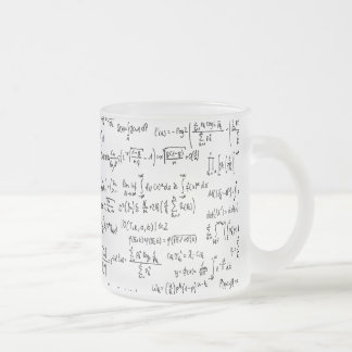 Taza De Cristal Esmerilado Ecuaciones escritas mano //de la matemáticas