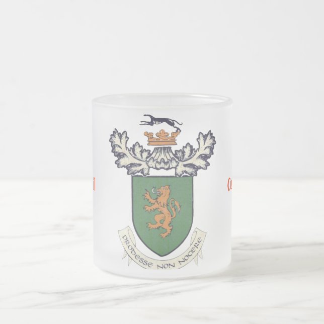 Taza De Cristal Esmerilado El clan de Farrell del escudo de armas de Irlanda (Centro)