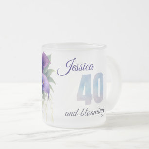Taza De Cristal Esmerilado Elegante hito de cumpleaños 40 de Calla Lily