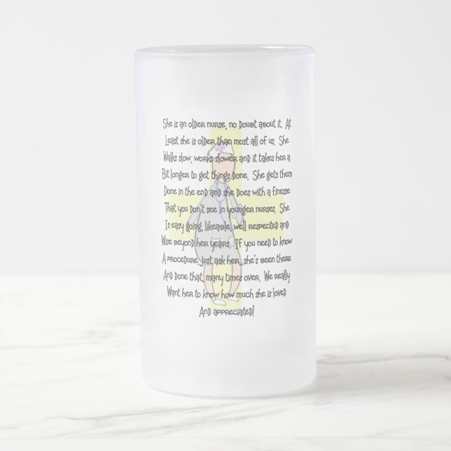 Taza De Cristal Esmerilado Enfermera más vieja y reservada---Regalos del (Centro)