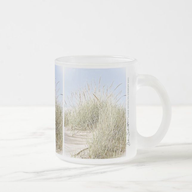 Taza De Cristal Esmerilado Foto de la hierba de la playa del lago Michigan (Derecha)