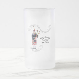 Taza De Cristal Esmerilado Gaitero con kilt rojo