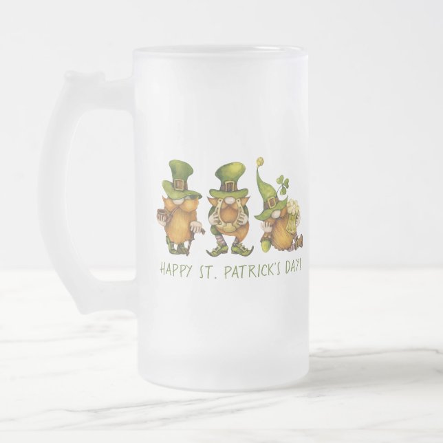 Taza De Cristal Esmerilado Gnomes irlandeses divertidos felices el día de San (Izquierda)