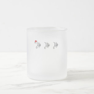 Taza De Cristal Esmerilado Ho Ho Ho Ho con un sombrero rojo de santa