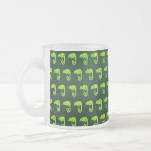 Taza De Cristal Esmerilado Ilustración de camaleón verde lindo Reptil tropica
