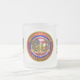 Taza De Cristal Esmerilado Ingeniero del Ejército Soldado y Veterano