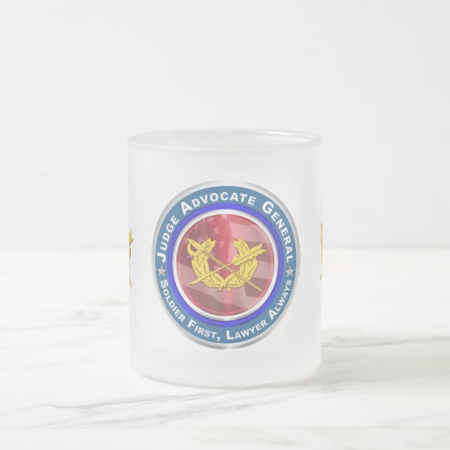 Taza De Cristal Esmerilado Juez del Ejército Abogado General JAG Corps (Centro)