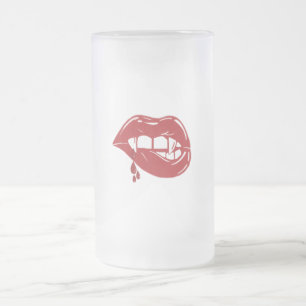 Taza De Cristal Esmerilado Los labios rojos de vampiro gotean sangre