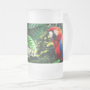 Taza De Cristal Esmerilado Maqueta de loro escarlata en la jungla con flores