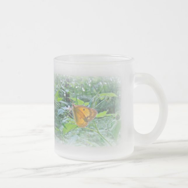 Taza De Cristal Esmerilado Mariposa azufre al borde de Woods (Derecha)