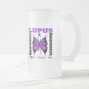 Taza De Cristal Esmerilado Mariposa de la conciencia del lupus