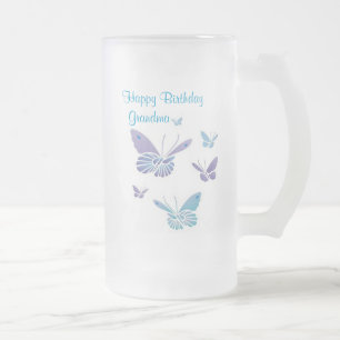 Taza De Cristal Esmerilado Mariposas del baile, abuela del feliz cumpleaños